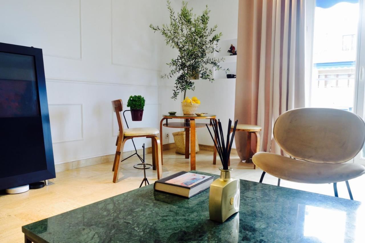 Elegant & Luminous 2-Br - Antibes City Center Extérieur photo